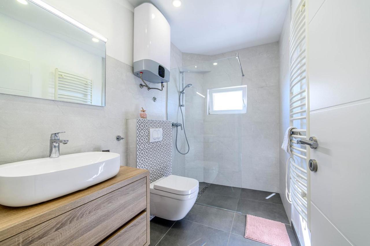 Apartment Seaside Žaborić Exteriér fotografie